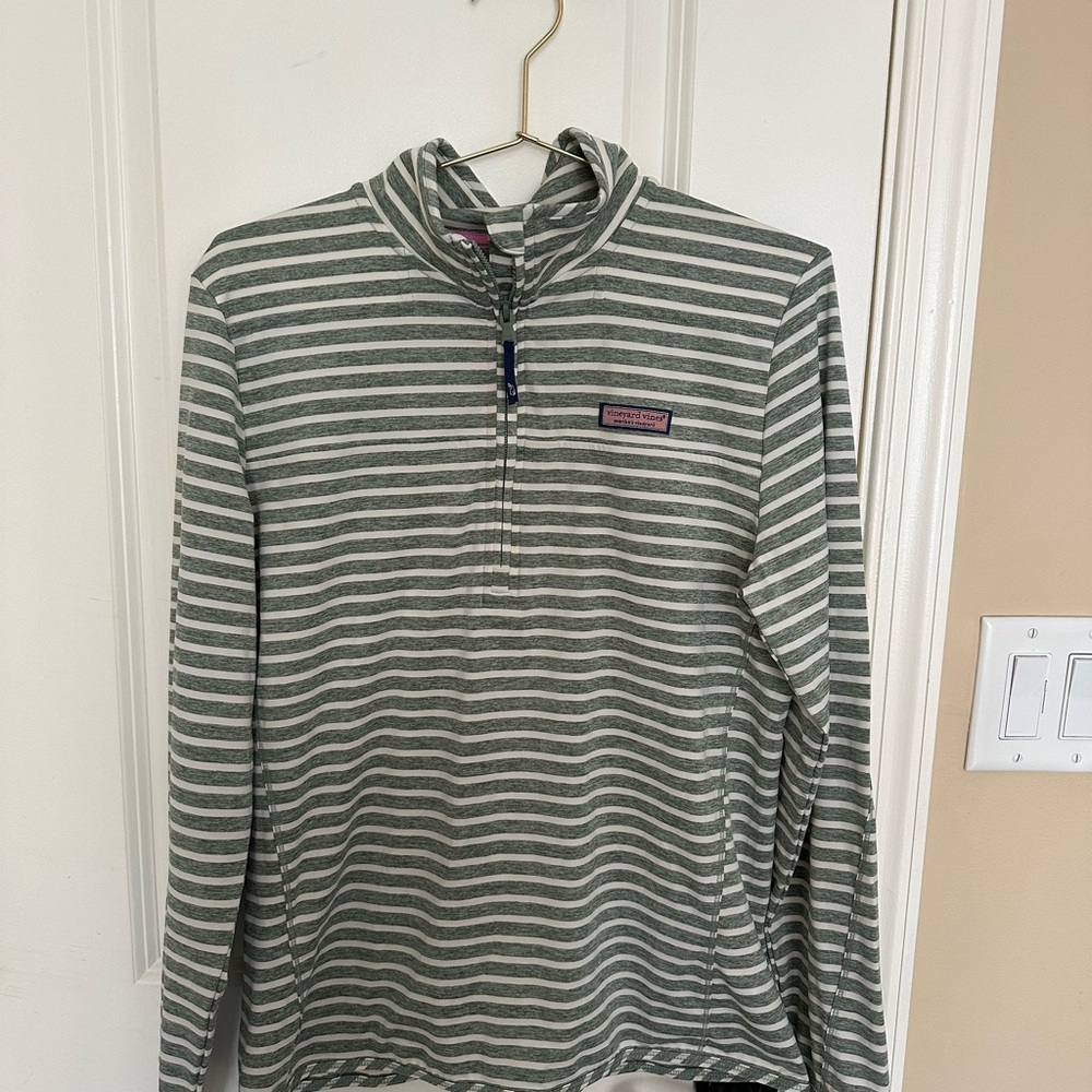 Women’s VINEYARD VINES Striped Quarter-Zip Pullover MEDIUM NEW w/tags